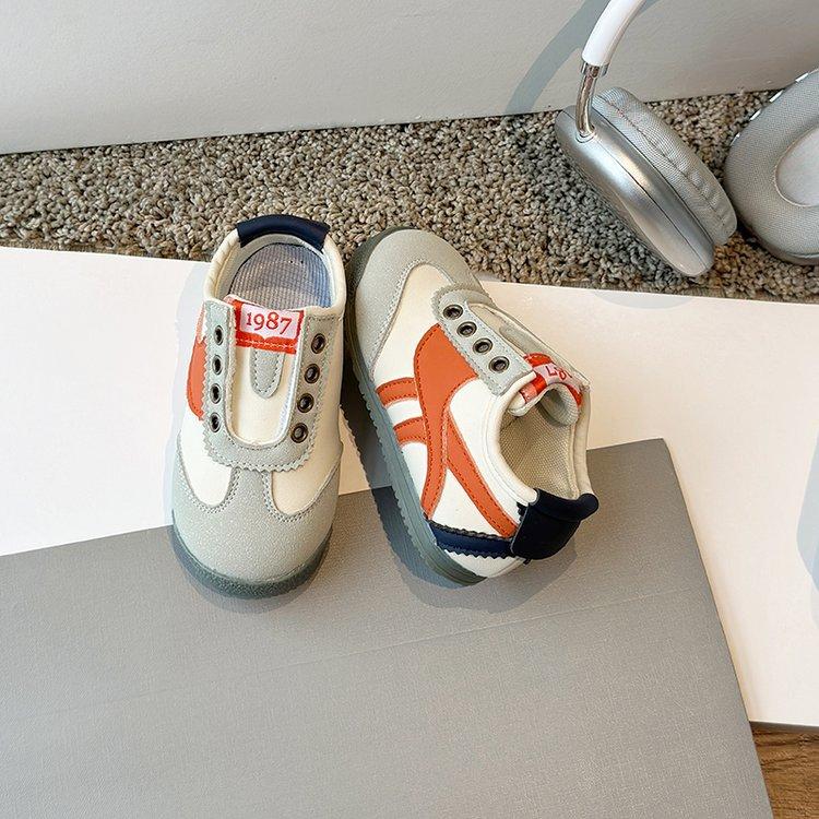 

Girls sports shoes shallow mouth low top versatile kindergarten indoor shoes spring German training shoes baby one pedal Forrest Gump shoes 31 оранжевый