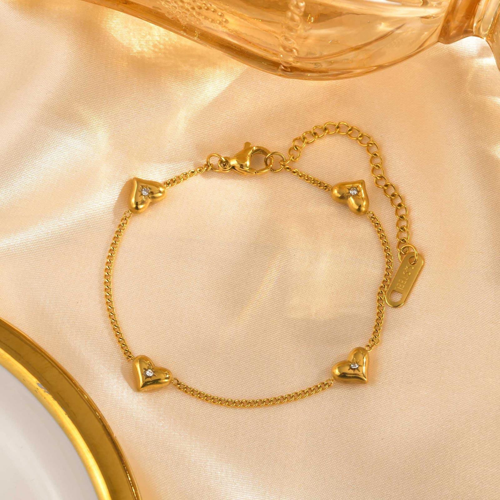

Stainless Steel Vintage Golden Heart zircon Bracelet For Women Fashion Chain Bracelets New Fashion Wrist Jewelry Girl Gift 15-20 cm Adjustable