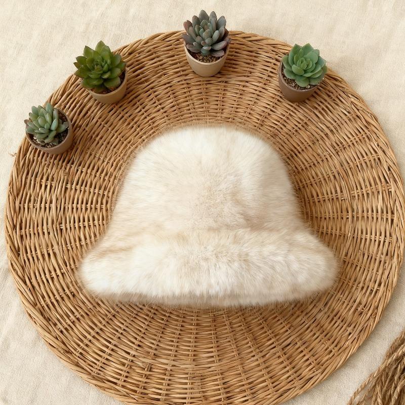 Fashion Autumn and Winter Thickened for Warmth Plush Fisherman Hat Women Windproof Ear Protection Big Eave Dome Bucket Hat