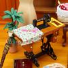 1:12 Dollhouse Mini Sewing Machine Model Home Accessories Ornaments