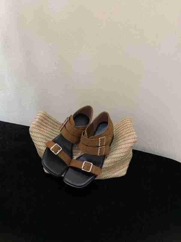 French Retro Frosted Roman Sandals Women S Summer Belt Buckle Open-Toed High-Heeled Sandals 35 коричневый 5990₽