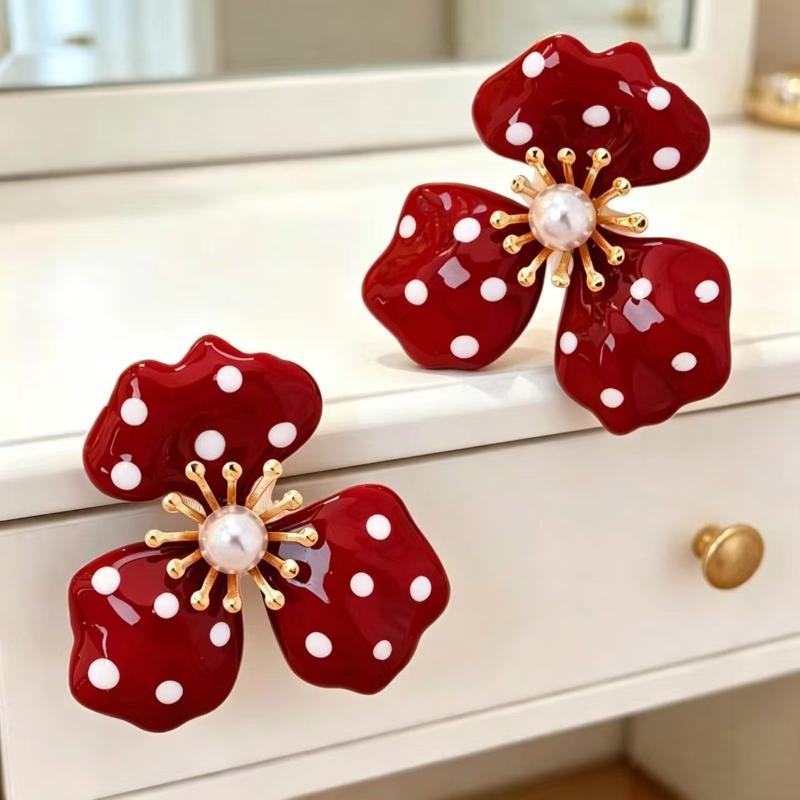 Faux Pearl Accent Flower Stud Earrings Black Polka Dot Gold Tone Edging Perfect BFF Gift for Female Friends