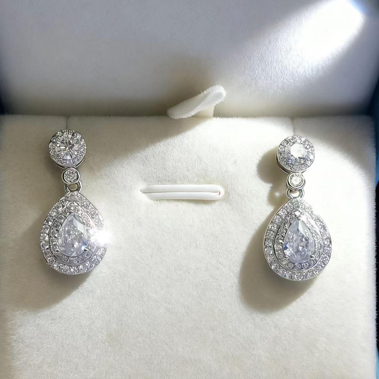 

Серьги-пусеты из имитации циркона в форме капли, женские высококачественные серьги с полным бриллиантовым цирконом, серьги с чувством дизайна, серьги с цветными драгоценными камнями Copper gold plated