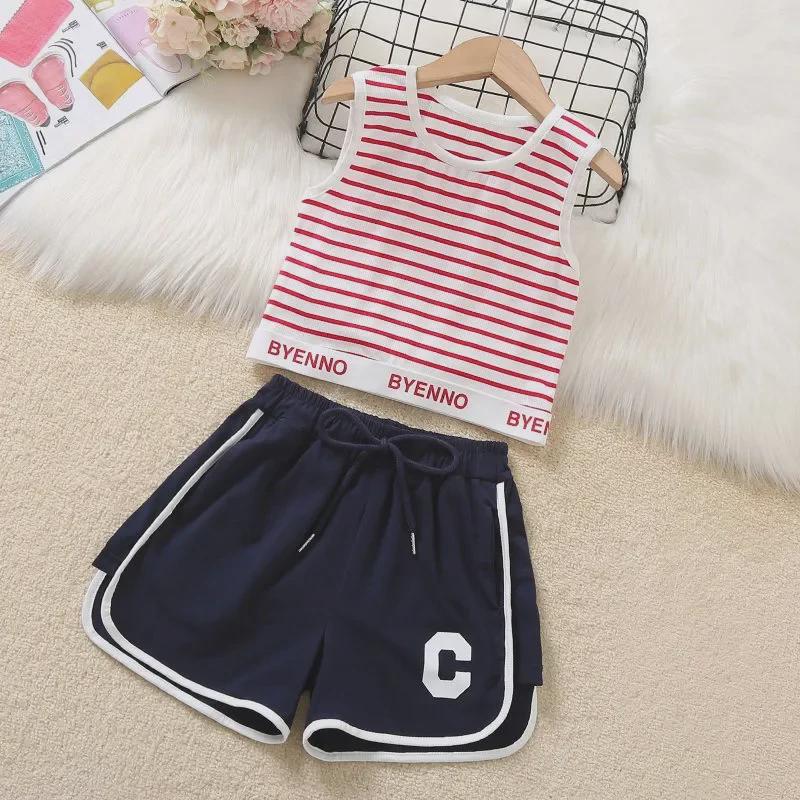 

Летний комплект из двух предметов: полосатый жилет и шорты для девочек - стильная и повседневная детская одежда 150 cm красный