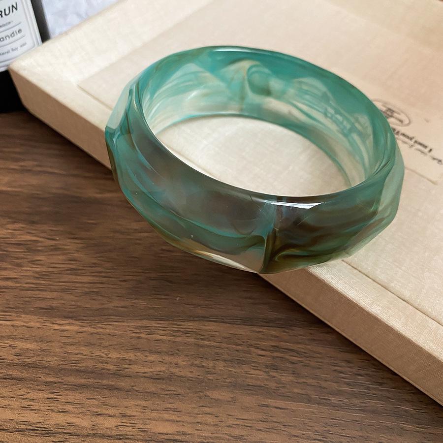 Dopamin Ombre Geometrischer Harzarmreif: High-End Europäischer & Amerikanischer Nischen-Modeschmuck