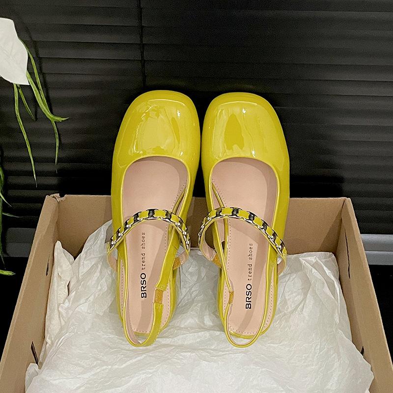 South in the South White French thick heel heightened bag head sandals women's 2025 new summer with skirt cool slippers