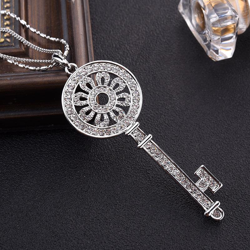 

Длинное универсальное осенне-зимнее корейское ожерелье-свитер: Стильные подвески для женщин