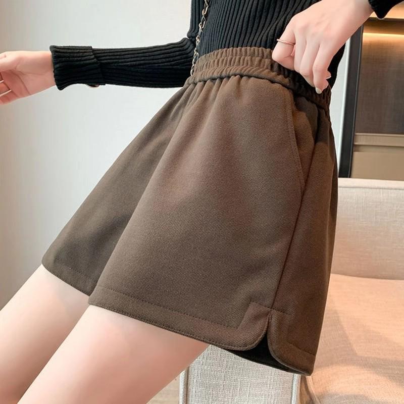 

2023 Женские черные шерстяные шорты А-силуэта с высокой талией - Осень/Зима Свободный крой Large кофейный