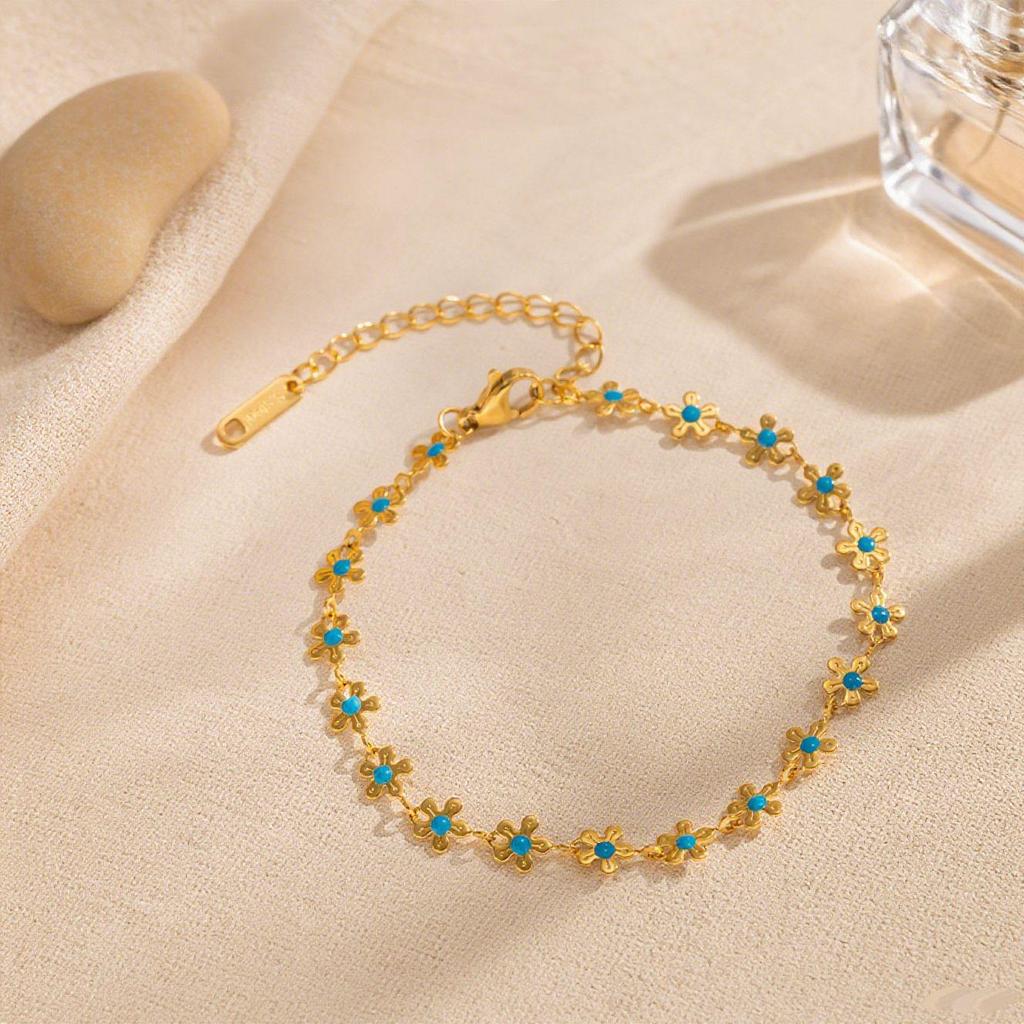 Elegant 18K Gold Titanium Steel Bracelets: European & American Fashion, Non-fading, Women's Versatile Personality Hand Jewelry