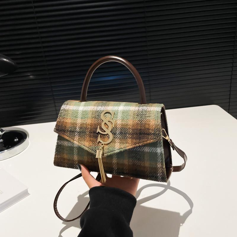 Chic Trendy Women's Winter Handbag Stylish Minimalist Square Bag In Black Blue Green Coffee