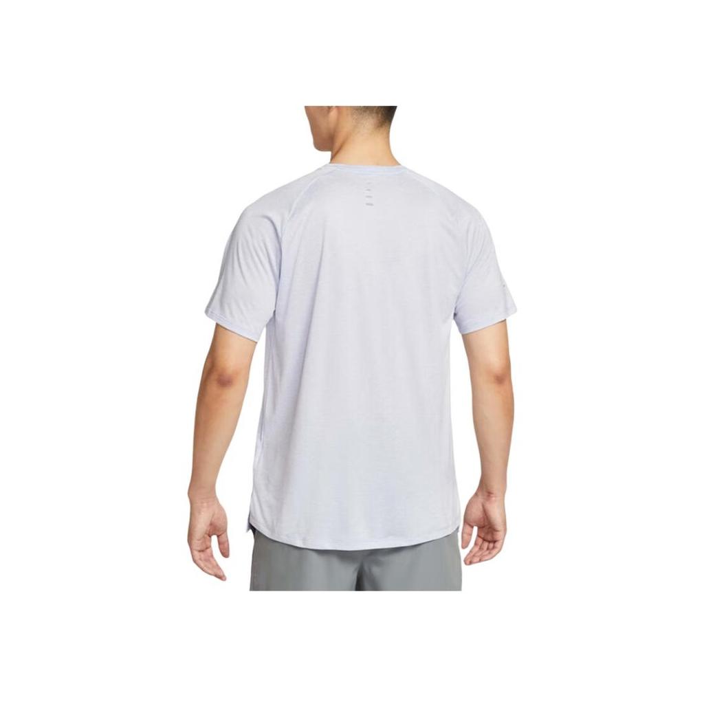 Nike Logo Round Neck Fashion Soft Comfortable Versatile Short Sleeve T-Shirt Men T-Shirts HV5204057
