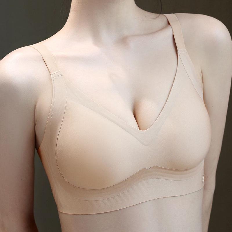 Traceless steel rim underwear women's jelly glue vest, pull and close secondary breasts, small breasts gather and show large fixed cup bra cover