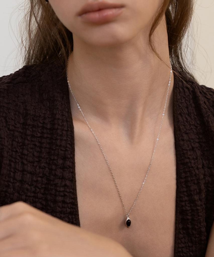 Tatiana (Silver 925) Oval Stone Pendant Long Necklace Nz2504 Onyx