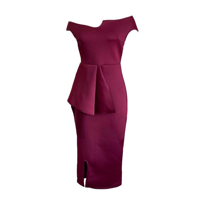 

Летнее платье с коротким рукавом, облегающее бедра, однотонное, с разрезом на плече XXXL бордовый