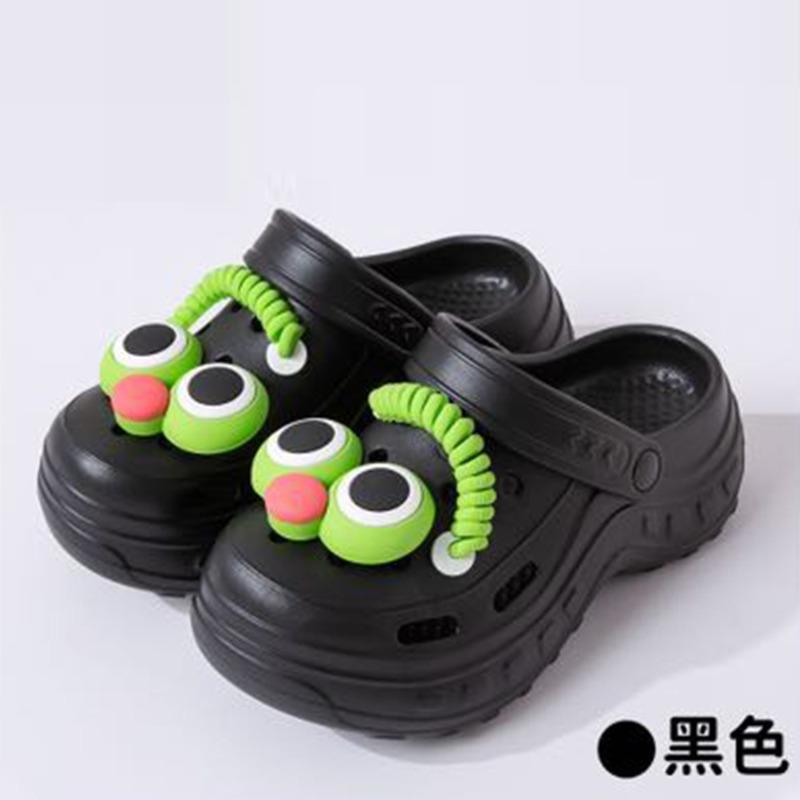 New hole shoes women's indoor and outdoor stepping on shit feeling comfortable and breathable eva slippers thick-soled slippers wholesale