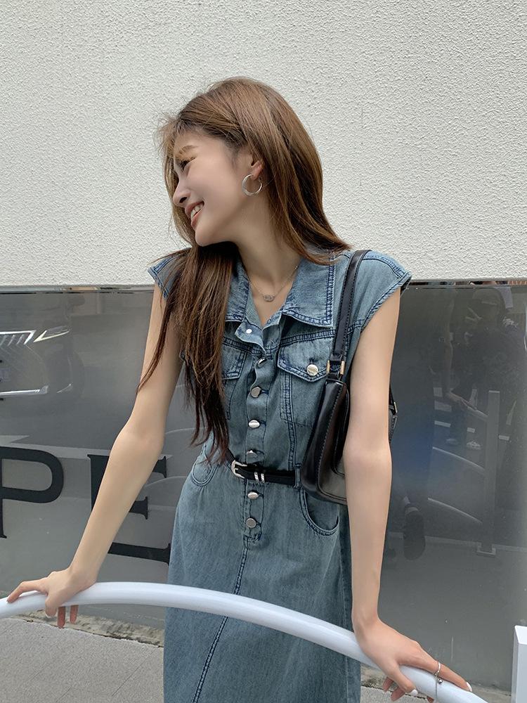 2026 Spring/Summer Women's Retro Sleeveless Denim Dress with Belt