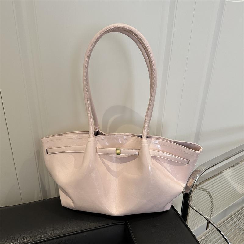 

Spring new beautiful handbag large capacity underarm bag fashion casual versatile shoulder tote bag рожевий