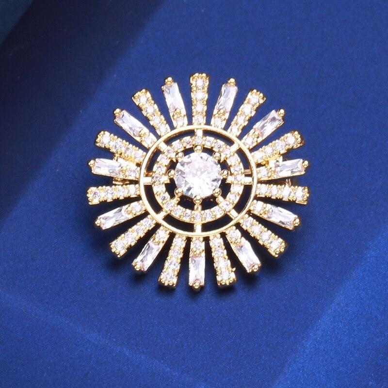 Blucome Gold Color Sunflower Shape Brooch Fashion All-match Suit Corsage Collar Pin Women Cloth Suit Jewelry