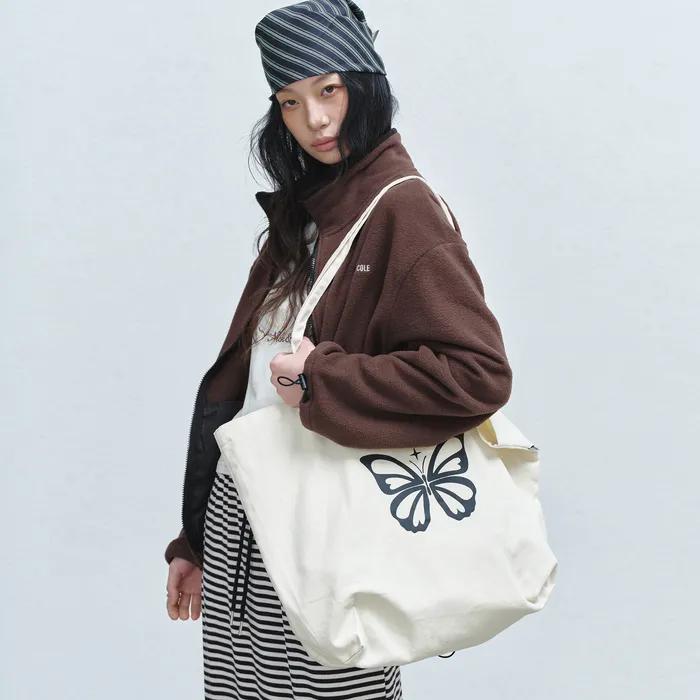 BUTTERFLY GRAPHIC CANVAS BAG_OATMEAL