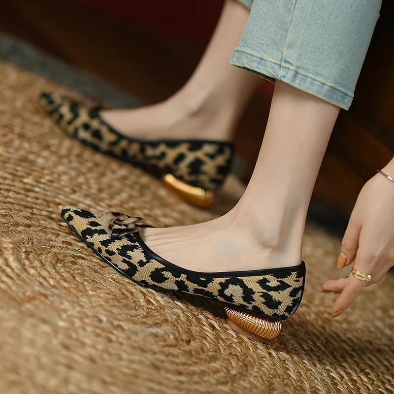 High Heels Retro Metal Buckle Pointed Flat Sole Single Shoe for Women with Leopard Print Platform Shoes Zapatos De Mujer