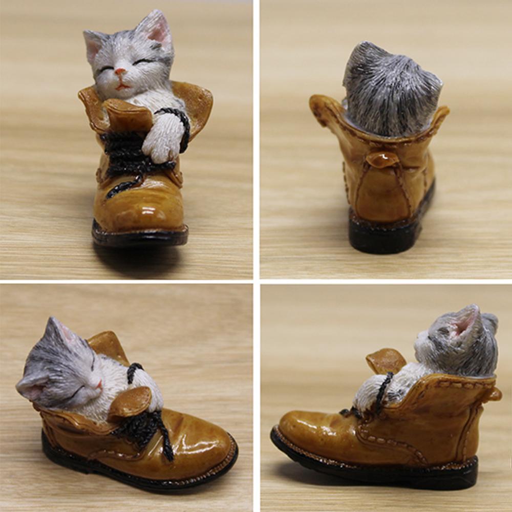 Garden Resin Statue Mini Cat in A Boot Cute Figurine Kitten Ornament Fairy Decor