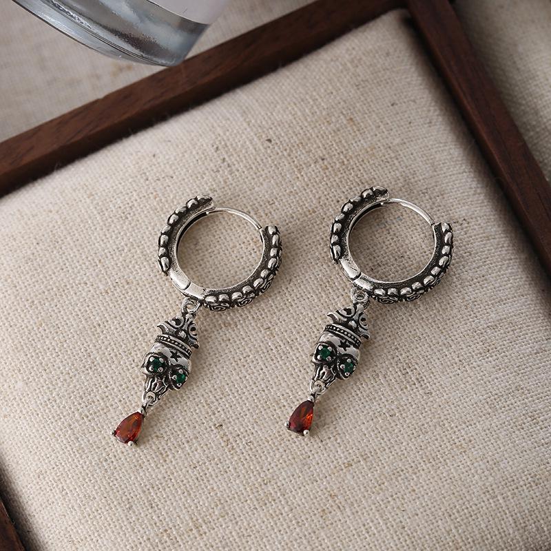 Retro Owl Ear Cuff: Fashionable Punk Style for Women - Versatile Hip Hop-inspired Earring