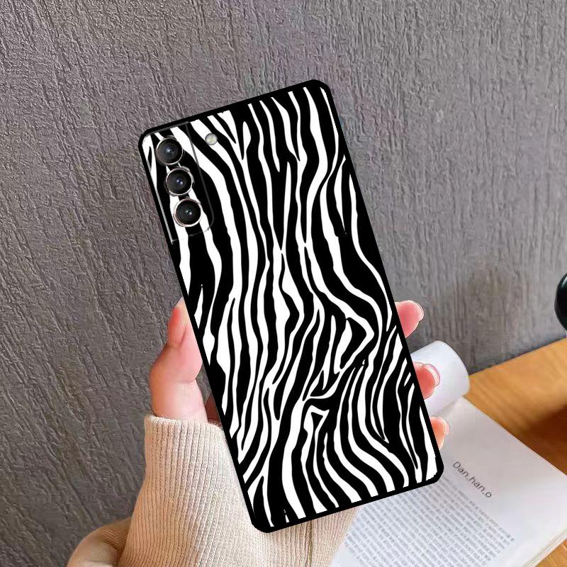 Zebra Stripe Print Phone Case For Samsung Galaxy S26 S25 S24 S20 S21 S22 S23 Ultra S10 Plus S24 FE S25 FE Cover
