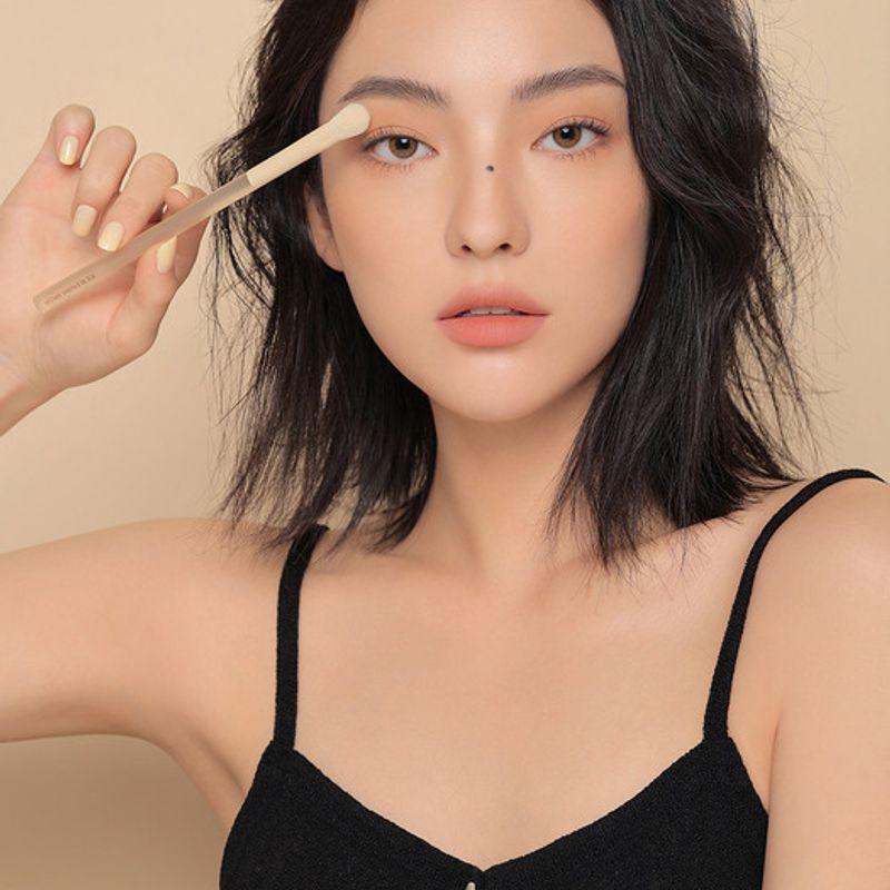 

3CE Blending Brush BLENDING BRUSH