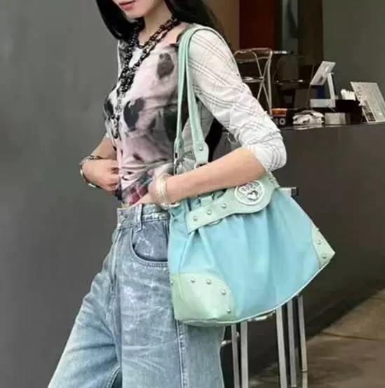 Retro Style Ins Fashionable And High-end Rivet Splicing Tote Bag