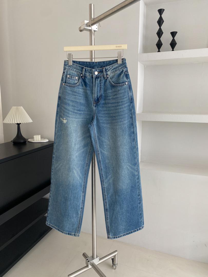 

GAGD High Waist Ripped Jeans with Cat Paw Print - Women s Loose, Slimming, Pear-Shaped, Washed Straight Leg. Extra Large