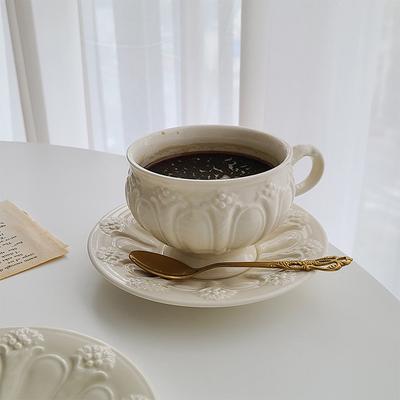 Vintage exquisite Kaffeetasse Luxus Relief Keramik Nachmittagstee Kaffeetasse Blumen Teetasse