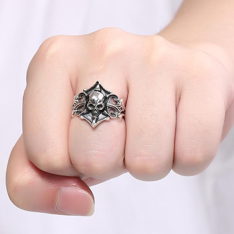 Dominante Persönlichkeit Totenkopfring Männlich Gotisch Geist Pirat Männlicher Ring Punk Schmuck Accessoires Geschenk Großhandel