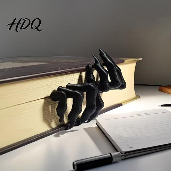 Devil Hand Bookmark Gothic Creepy Demon Claw Bookmark 3D Printed Scary Dark Style for Book Lovers Halloween Bookshelf Decor Shaped