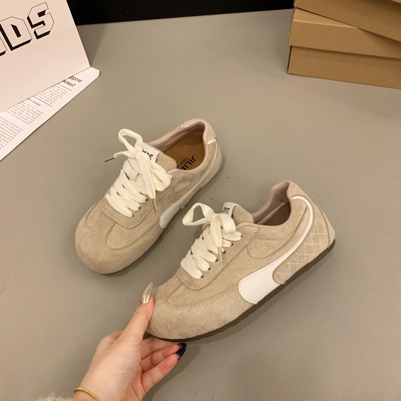 

Кроссовки женские ретро американские немецкие ins tide весна 2025 новые с плоской подошвой в цвете Forrest Gump повседневная спортивная обувь женская 35