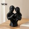3D Molded Couple Statue Printed Heart Statue, Abstract Minimalist Lovers Embrace Figurine, Romantic Desktop Stable Base Ornament Decor for Living Room