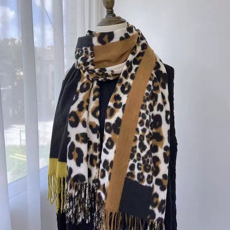 Women Leopard Print Scarf With Warmth And Digital Print For Winter Fashion Accessories