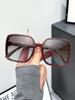 1Pc Sunglasses for Women, Trendy Uv Protection Retro Sunglasses, Square Sunglasses with Rivets, Gradient Color Sunglasses