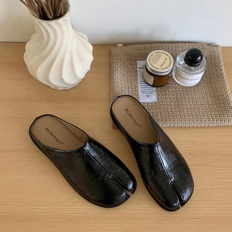 Fashion Women Split Toe Fur Slippers Tabi Ninja Slip On Flats Round Toe Shallow Lazy Boat Slingback Mules Shoes Soft Warm Loafers Flats