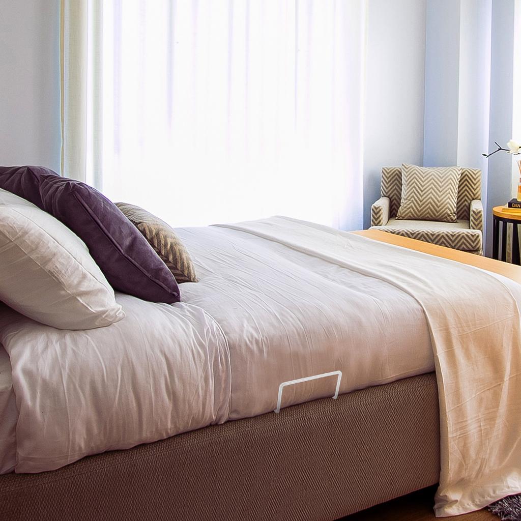 4 Pezzi Fermo Scivolamento Materasso Barra di Fissaggio in Metallo Deflettore Antiscivolo Supporto Materasso Antiscivolo Fissaggio Telaio Letto Accessorio Biancheria da Letto