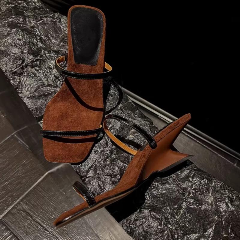 

Модные новые летние шлепанцы женские модные с квадратным носком, открытым носком, тонкими ремешками, противоскользящие, износостойкие, сандалии на фигурном каблуке 39 чёрный