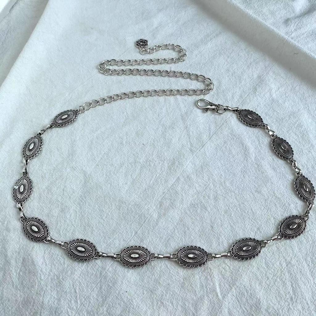 Metal Elegant Women Waist Belt With Vintage Carved Design For Wear Everyday
