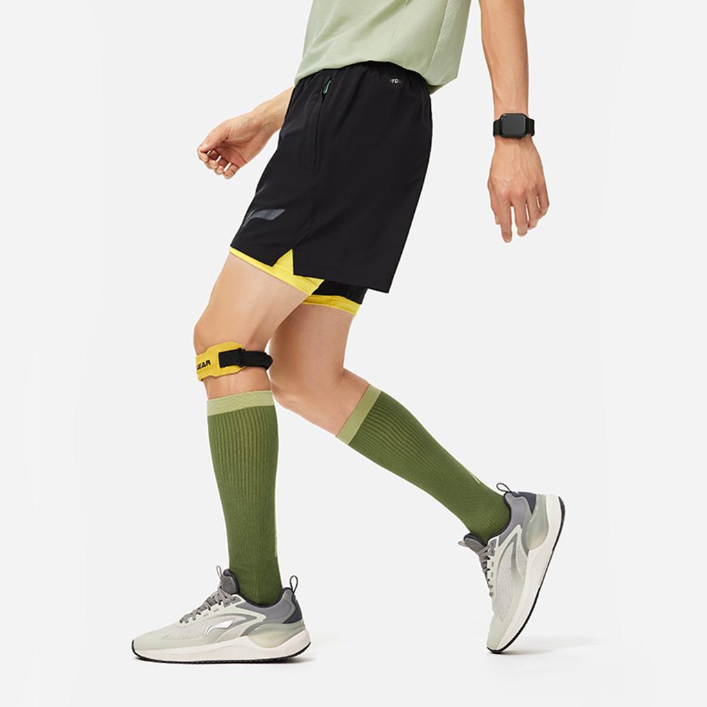 Li Ning Running Series Solid Color Quick Dry Cool Woven Sports Shorts Men Shorts Black AKSU335-1