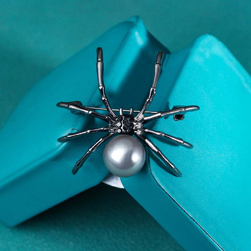 Vintage Pearl Spider Brooch for Women Men Punk Black Metal Zircon Geometric Animal Brooch Halloween Jewelry Accessories