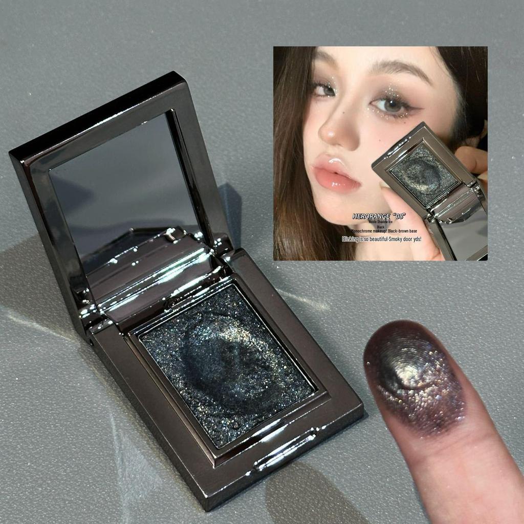 Introducing the Light Luxury Pearl Eyeshadow: New Smoky Earth Tones for Alluring Eye Makeup.