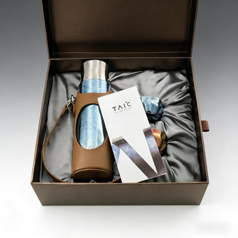 TAIC Pure Titanium Insulated Mug & Teacup Gift Set