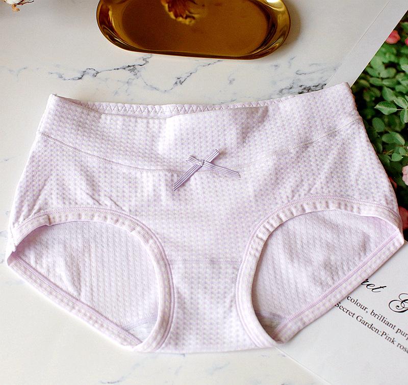 Women's Panties Mid Waist Briefs Comfortable Triangle Pants Teen Bottoms Underwear