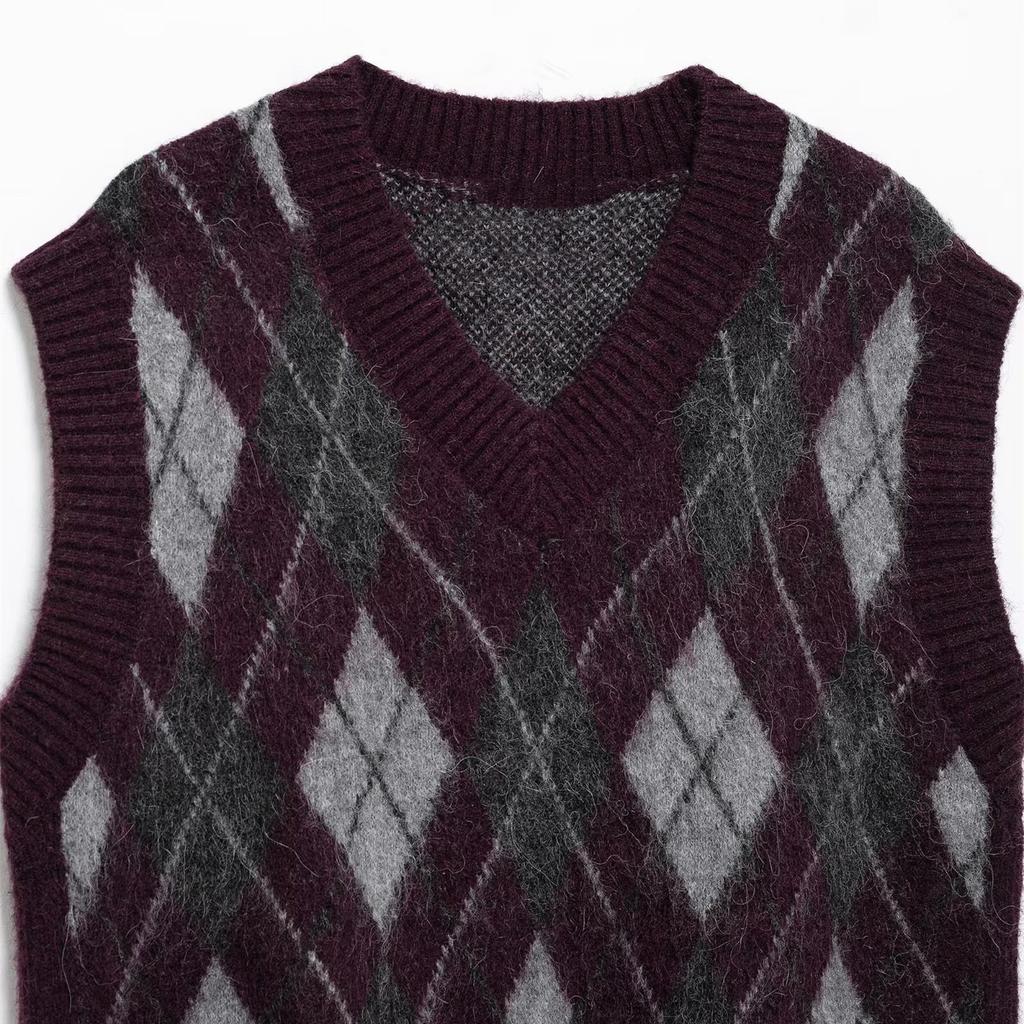 Spring 2025 Women's Fashion V-Neck Sleeveless Diamond Knit Vest