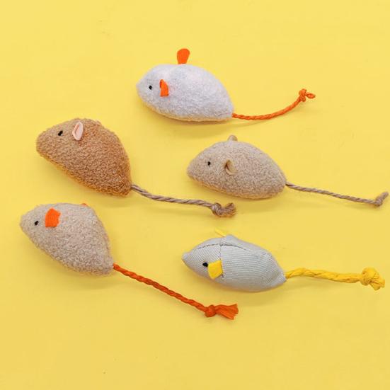 Plush Mouse Cat Toy Soft Stuffed Mouse Toy with Rope Tail Prefilled Catnip Mouse Toy for Indoor Cats Play Hunting And Exercise