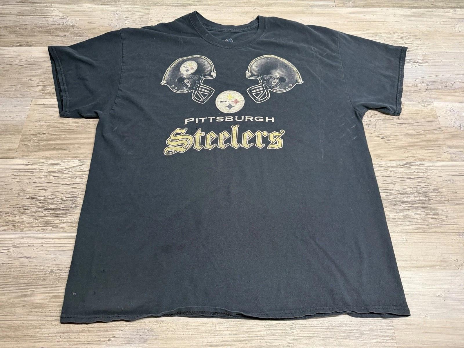 Pittsburgh Steelers T-Shirt Faded Distressed Mens Size XL NFL Tee Short Sleeve S