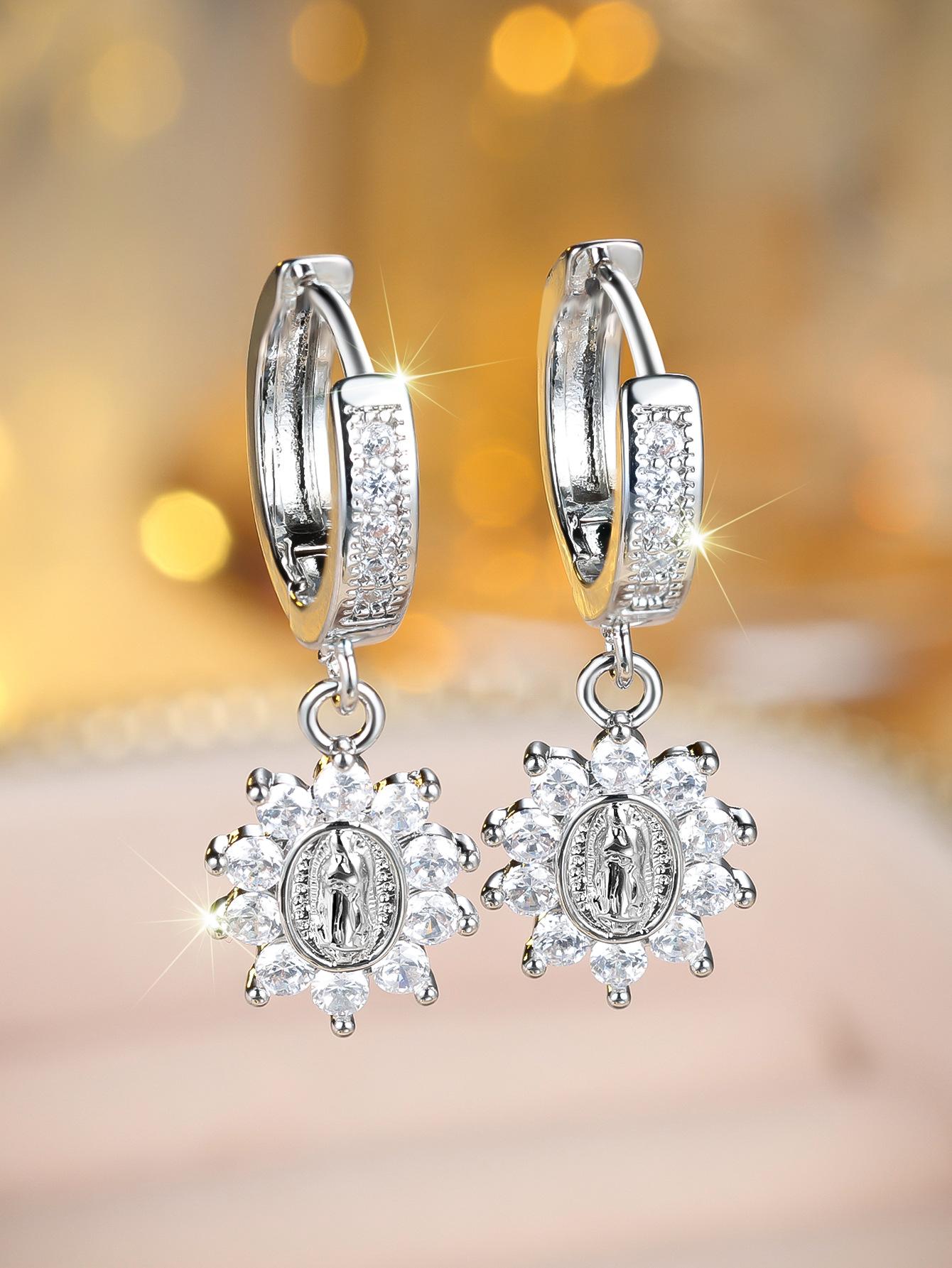 

French retro Virgin Mary full diamond earrings, women s earrings with a sense of celebrity atmosphere in style